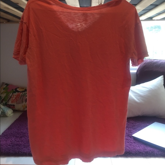 Oversized v-neck tee - Picture 3 of 3